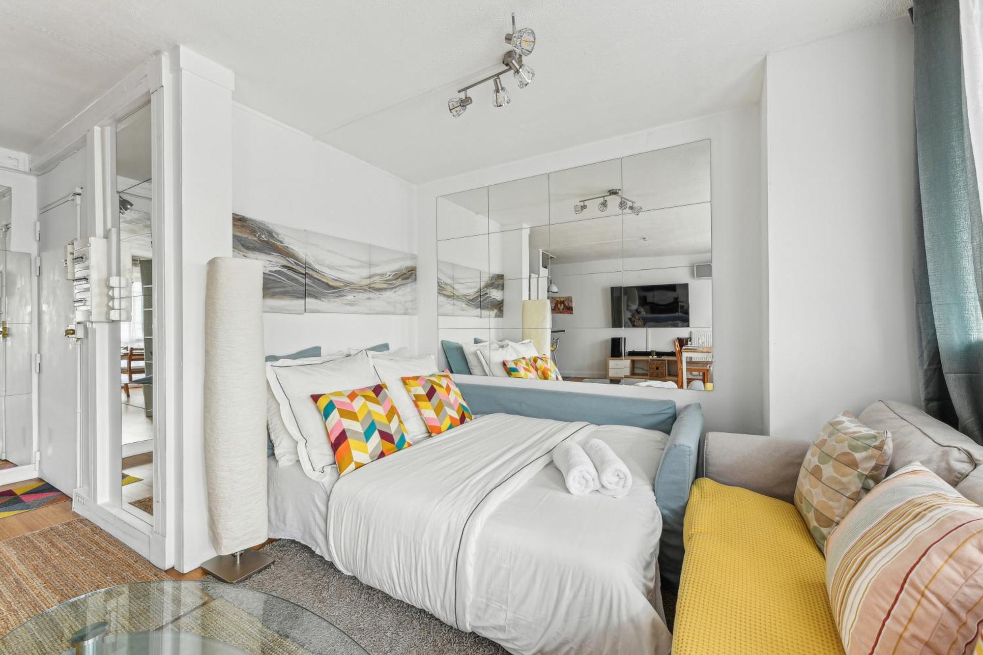 Appartement Chic And Comfortable With Balcony